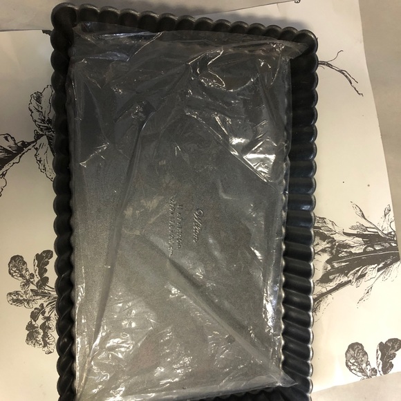 Wilton 7x11 inch Tart Pan Rectangular Quiche Flan Nonstick Removable Bottom NWOT - Picture 3 of 5